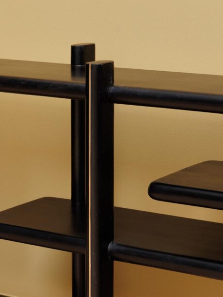 Etagère basse détails or – Image 2
