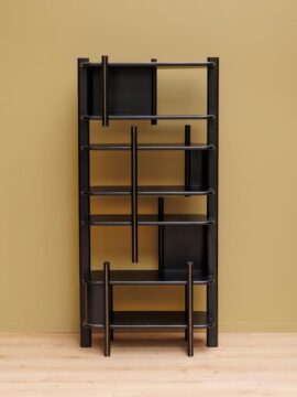 Etagère détails dorés