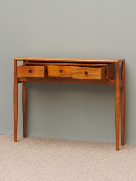 Console – Image 3