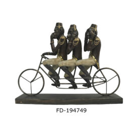 Figurine