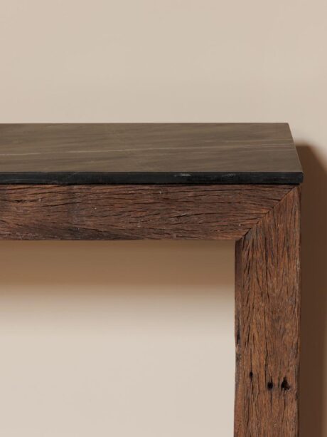 Console – Image 3